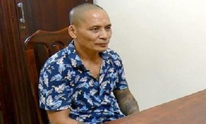 Kẻ buôn ma túy thủ súng, nuôi chó dữ và lắp camera quanh nhà