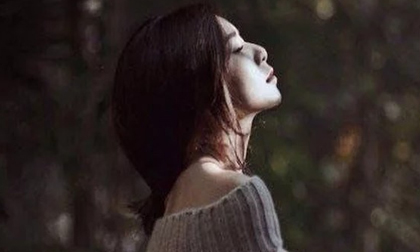 3 kiểu phụ nữ làm khánh kiệt phúc đức của gia đình, khiến sự nghiệp của chồng lụi bại