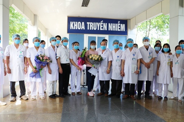 Benh nhan Covid-19 cuoi cung tai Ninh Binh xuat vien hinh anh 1 benh.jpg