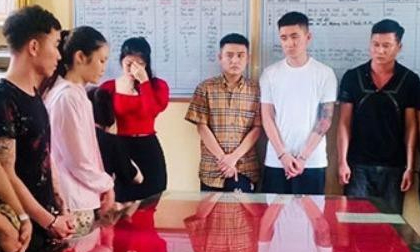 Bắt quả tang 13 thanh niên nam, nữ sử dụng ma túy trong quán karaoke tại Nam Định