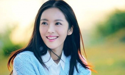 Đàn bà nhìn đời bằng ánh mắt tĩnh lặng, không sợ phù phiếm và có 3 thứ luôn giữ chặt cho riêng mình