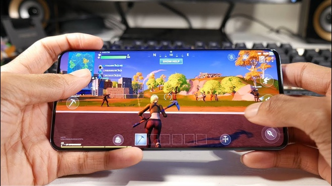 Loat smartphone dang mua nhat de choi game hinh anh 8 maxresdefault_2_.jpg