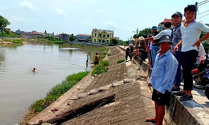 Ra kênh tắm, bé trai 11 tuổi tử vong vì đuối nước
