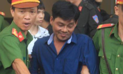 'Đại ca' giang hồ Tân 'móp' và đồng bọn lĩnh án, người nhà gây náo loạn tại sân tòa