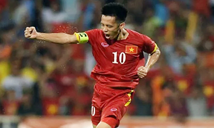 Văn Quyết vào nhóm tiền vệ hay nhất châu Á cạnh Park Ji-sung