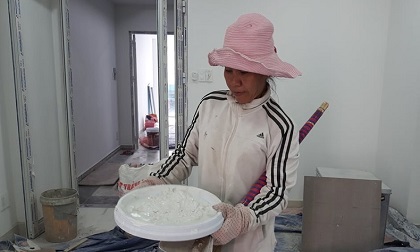 Truy tố người mẹ quẫn bách tự tử cùng con, cháu