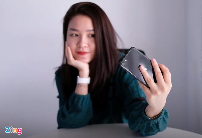 iPhone SE 2020 chinh hang giam gia anh 2