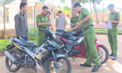 Triệt phá băng nhóm gây ra hơn 30 vụ trộm xe máy liên tỉnh để lấy tiền tiêu xài