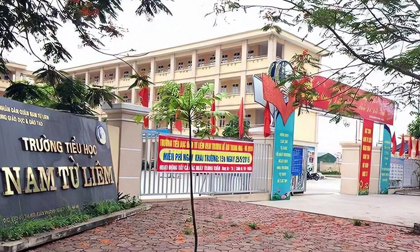 Học sinh lớp 4 ở Hà Nội bị tài xế bỏ quên trên xe đưa đón, hiệu trưởng nhà trường xác nhận