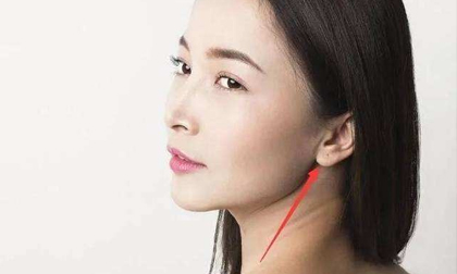 Phụ nữ sở hữu 1 trong 5 nét tướng khổ hạn, cả đời bần hàn, khó hưởng phú quý