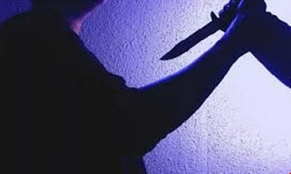 Một công an nghi bị đâm tử vong sau khi rời trụ sở