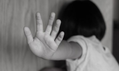 Ông già 70 tuổi làm đơn đầu thú đã xâm hại bé gái