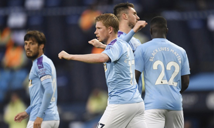 De Bruyne tỏa sáng, Man City đè bẹp Arsenal