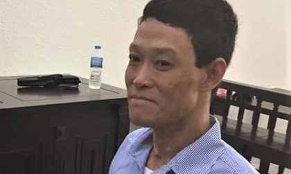 Nghi vợ có nhân tình, chồng mua xăng thiêu chết con riêng của vợ