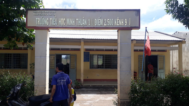 Thầy giáo 'sàm sỡ' 2 nữ sinh tiểu học tại nhà vệ sinh và cuộc 'ngã giá' 100 triệu đồng