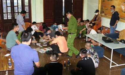 Bộ Công an phá sới bạc khủng ở Lào Cai, thu giữ hàng tỷ đồng