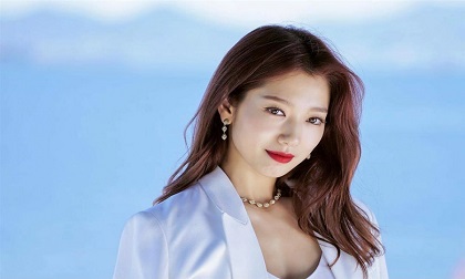 Phụ nữ sinh vào 1 trong 4 ngày hoàng kim, không chỉ giàu 'nứt đố đổ vách' mà hôn nhân cũng viên mãn