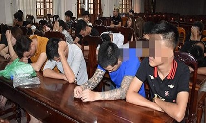 30 dân chơi dương tính ma túy trong quán karaoke, có 2 học sinh THCS