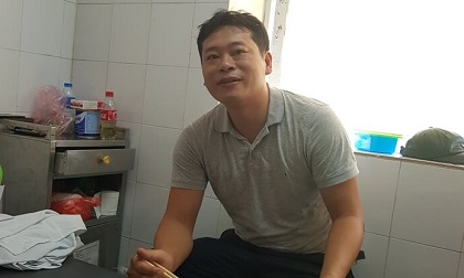 Vụ nam thanh niên bị tên cướp tiệm vàng đâm trọng thương: 'Mọi chi phí điều trị cho em gia đình chúng tôi sẽ lo hết'