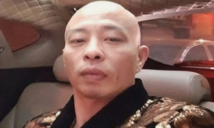 Xuất hiện người phụ nữ khai gian dối không nhìn thấy Đường Nhuệ đánh người trong trụ sở Công an phường