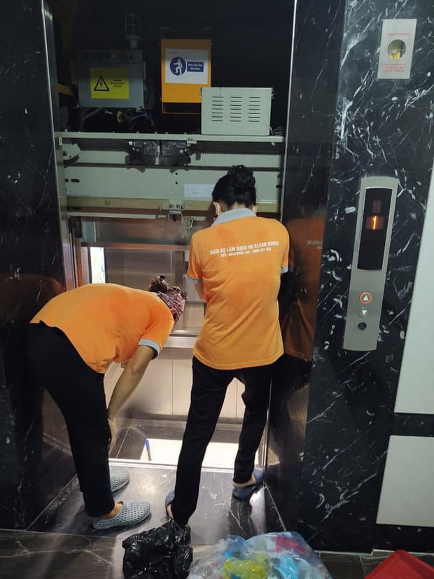 Hà Nội: Thang máy chung cư rơi tự do khiến hàng trăm cư dân 'rụng tim' Hà Nội: Thang máy chung cư rơi tự do khiến hàng trăm cư dân 'rụng tim'