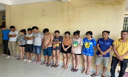 Đi làm ăn xa, mở 'đại tiệc' ma túy mời bạn bè từ miền Nam ra Sầm Sơn để 'bay lắc'