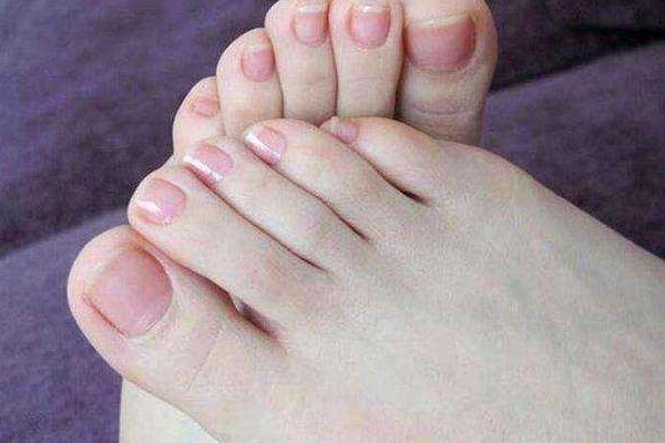 Khi thấy 3 bộ phận này 'bốc mùi' khó chịu nghĩa là thận của bạn đang suy yếu, cần sớm đi khám trước khi ung thư phát triển - 3