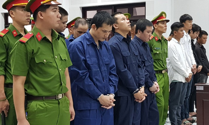 Kẻ đâm chết nạn nhân đưa bạn đi cấp cứu lĩnh án chung thân