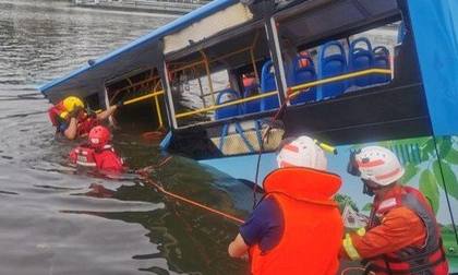 Trung Quốc: Đi thi đại học, 21 người chết đuối