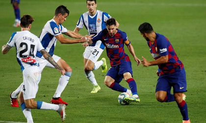 Barca phả hơi nóng vào Real sau trận thắng tối thiểu
