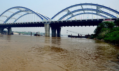 Truy tố kẻ giết vợ, phi tang xác xuống sông