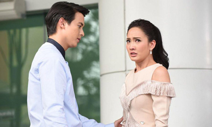 Trong ngày cưới, mẹ chồng trao cho tôi số vàng khủng tới 20 cây nhưng ngay sau đó bà liền đòi lại với lý do vô cùng nực cười