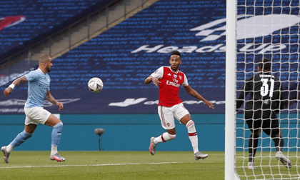 Hạ Man City 2-0, Arsenal giành vé vào chung kết FA Cup