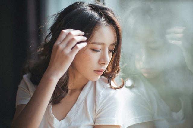 Chồng từ bỏ tài sản 4 tỷ để đến với 'tình yêu đích thực', song 3 năm sau lại bị vợ cũ bắt gặp trong một hoàn cảnh khó tưởng