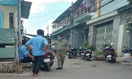1 phụ nữ chết trong phòng trọ, tay trói ngược ra phía sau