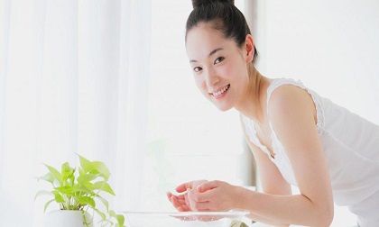 Là phụ nữ đừng cố làm hài lòng tất cả mọi người: Duy trì 5 thói quen tích cực để ''đời nở hoa''