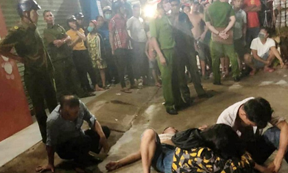 3 thanh niên bị dân vây bắt sau tiếng hô hoán ‘bị bắt cóc’