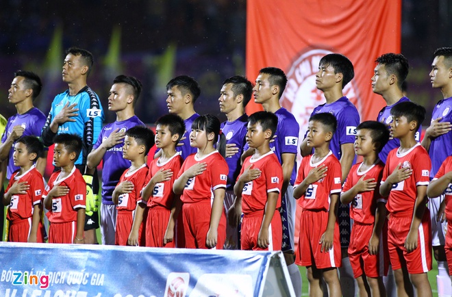 Tạm dừng tổ chức V.League 2020 để phòng chống dịch Covid-19