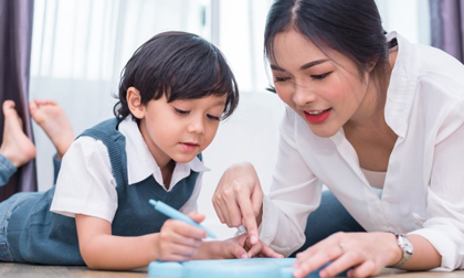 4 cách mẹ dạy con ngoan ngoãn mà không cần dùng roi vọt