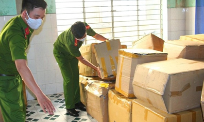 Khẩu trang y tế bị nâng giá
