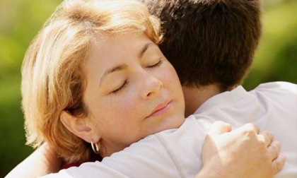 Nuôi con thời 4.0: Cha mẹ cần làm gì để đưa con vượt qua “vũng lầy” chất kích thích