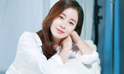 Dấu hiệu phụ nữ có mệnh ''vương giả'' tương lai chỉ làm việc lớn chứ không trói mình nấp sau bóng đàn ông