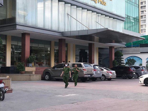 Bé trai 5 tuổi rơi từ tầng 9 khách sạn Thượng Hải ở TP Vinh tử vong - 1
