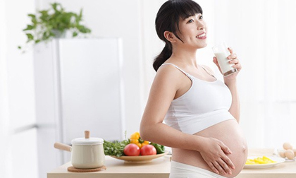 Mẹ bầu thường xuyên ăn 4 loại thực phẩm này bé sinh ra cao 1m8