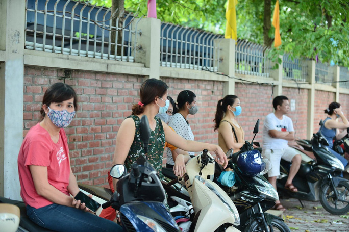 Thi tốt nghiệp THPT: Căng thẳng, âu lo bước vào môn thi ngữ văn - Ảnh 9.