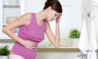 Những thói quen của mẹ bầu khiến bé sinh ra khó nuôi, còi cọc, kém thông minh