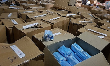 TP.HCM: Tạm giữ gần 900.000 khẩu trang y tế không rõ nguồn gốc