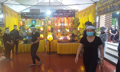 Hải Phòng: Dựng rạp đám cưới, 2 bố con chú rể bị điện giật tử vong