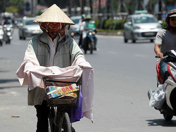 Dự báo thời tiết 24/8: Bắc Bộ và Trung Bộ nắng nóng trên diện rộng, nhiệt độ cao nhất 37 độ C