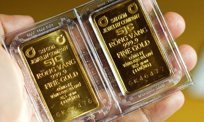 Giá vàng hôm nay 25.8: Tiếp tục rớt giá 'thảm', liệu sẽ giảm nữa?